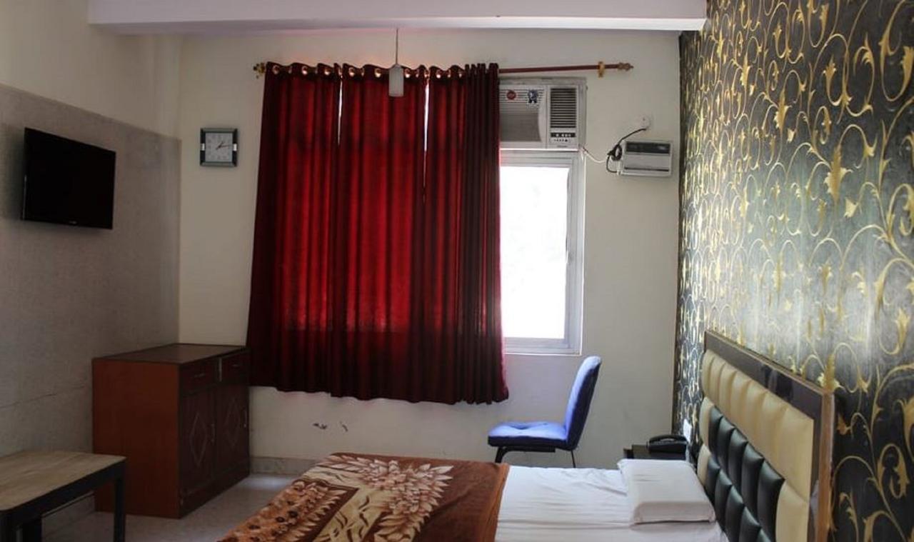 Hotel Apsara , By Soank Hospitality Haridwār Exterior photo